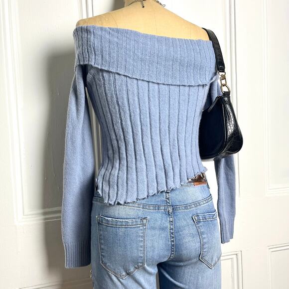Edikted Blue off shoulder sweater with horizontal stripes and asymmetrical hem - Picture 5 of 6